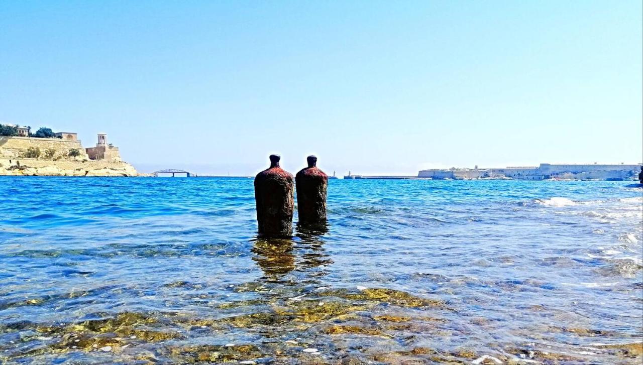 Modern Apt Kalkara Seafront! المظهر الخارجي الصورة